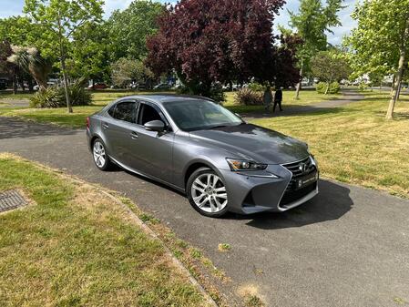 LEXUS