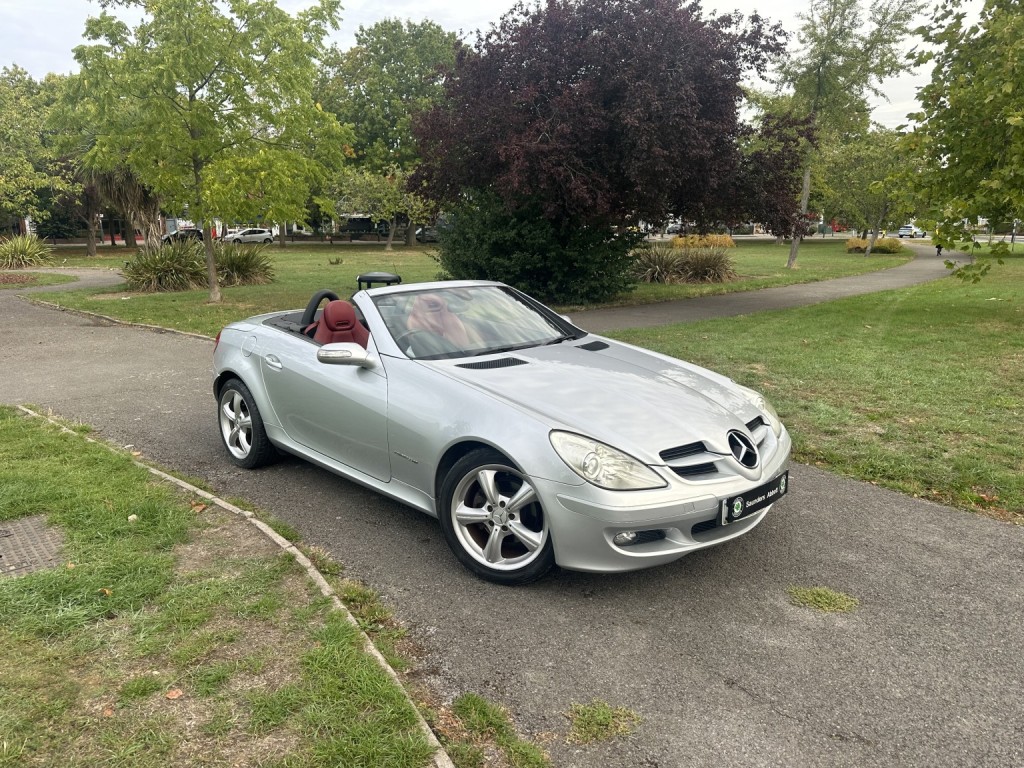 2005 Mercedes-Benz SLK